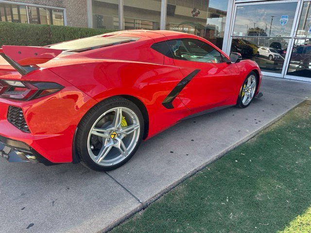 Used 2021 Chevrolet Corvette Stingray Preferred Cpe w/ 2LT RWD image 4