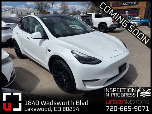 Used 2023 Tesla Model Y Long Range image 1