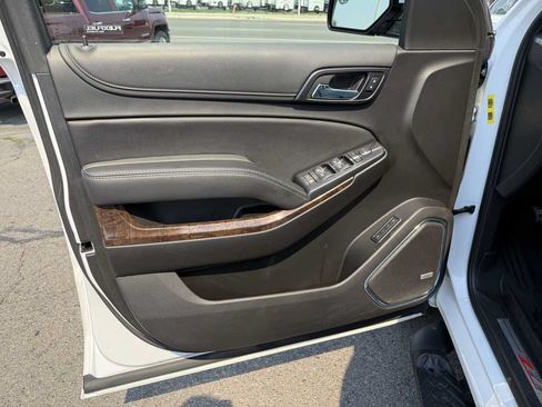 Used 2019 Chevrolet Suburban LT w/ Off-Road Package AWD/4WD image 11