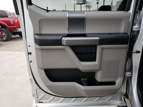 Used 2017 Ford F150 XLT w/ Equipment Group 302A Luxury image 16