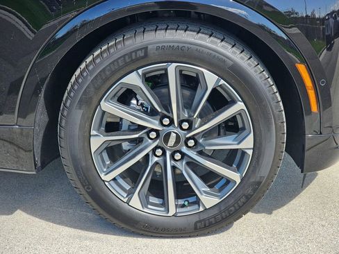 New 2026 Cadillac Lyriq Sport AWD/4WD image 9