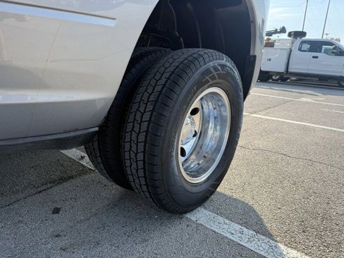 Used 2021 RAM 3500 Big Horn image 14