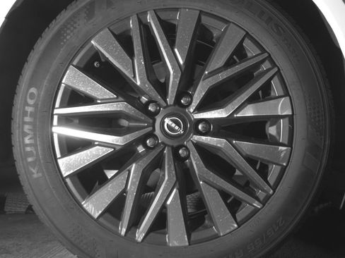 Used 2025 Nissan Altima 2.5 SV image 15