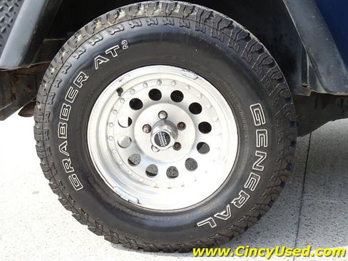 Used 2002 Jeep Wrangler SE AWD/4WD image 27