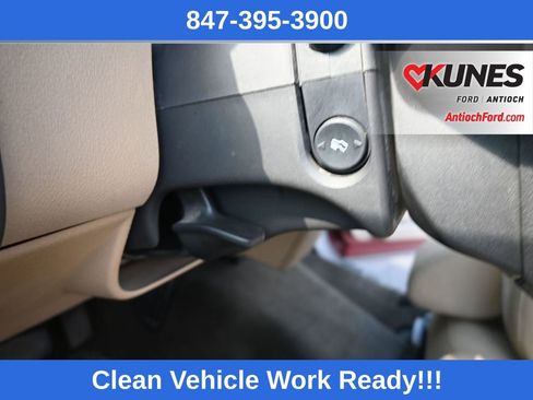 Used 2016 Ford F550 2WD Regular Cab Super Duty w/ XLT Interior Package image 22