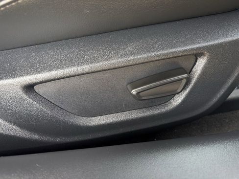 Used 2024 Ford Mustang GT Premium image 31