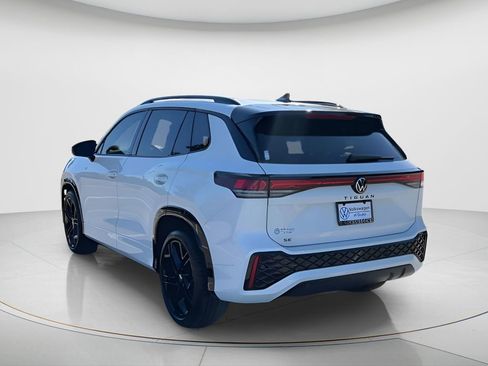 New 2026 Volkswagen Tiguan SE R-Line image 7