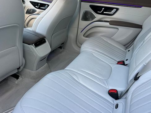 Certified 2023 Mercedes-Benz EQS 580 4MATIC SUV image 28