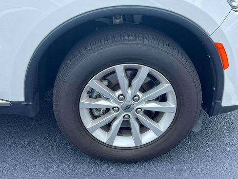 Used 2022 Dodge Durango SXT AWD/4WD image 9