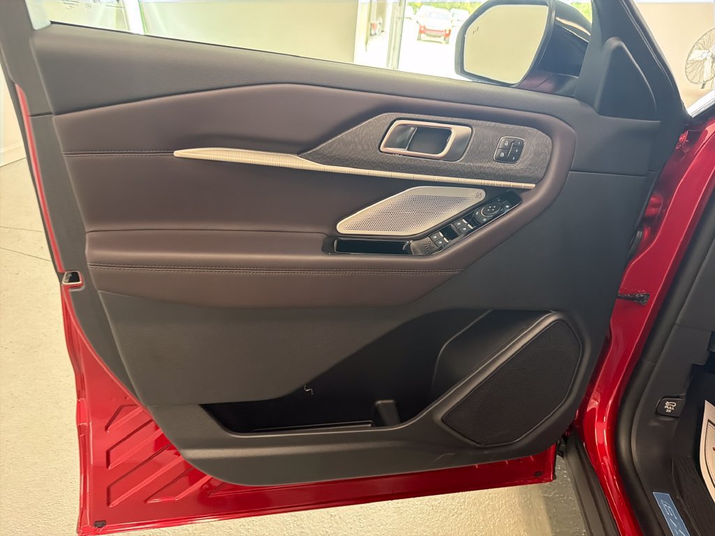 New 2026 Ford Explorer Platinum RWD image 14