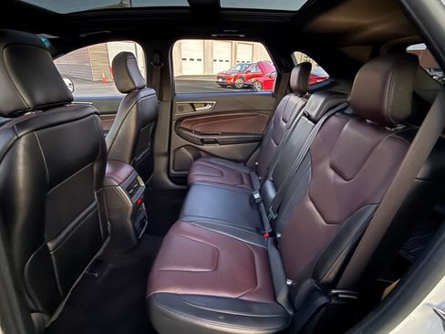 Used 2020 Ford Edge Titanium w/ Equipment Group 301A AWD/4WD image 14