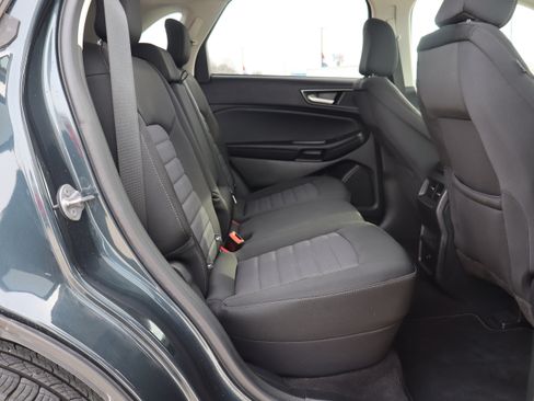 Used 2023 Ford Edge SE image 11