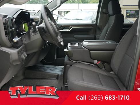Used 2026 Chevrolet Silverado 1500 RST w/ RST Select Package AWD/4WD image 36