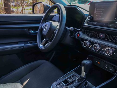 Used 2023 Honda CR-V LX image 25