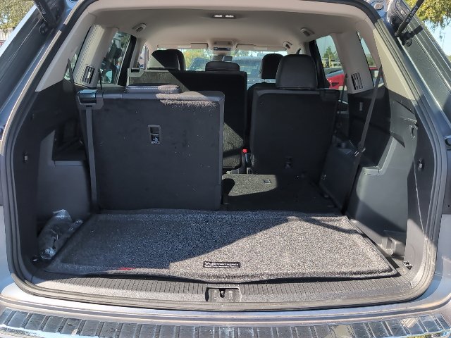 Used 2024 Volkswagen Atlas SE FWD image 23