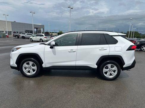 Certified 2021 Toyota RAV4 XLE w/ Convenience Package AWD/4WD image 5