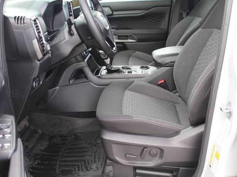 Used 2024 Ford Ranger XLT w/ Equipment Group 301A High image 4