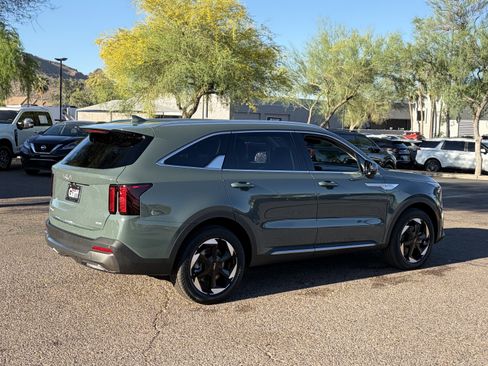 New 2026 Kia Sorento EX FWD image 4