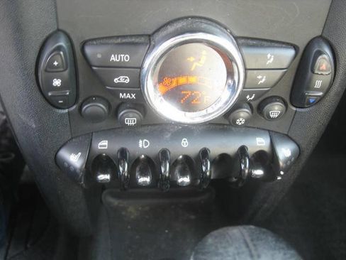 Used 2011 MINI Cooper Clubman S image 28