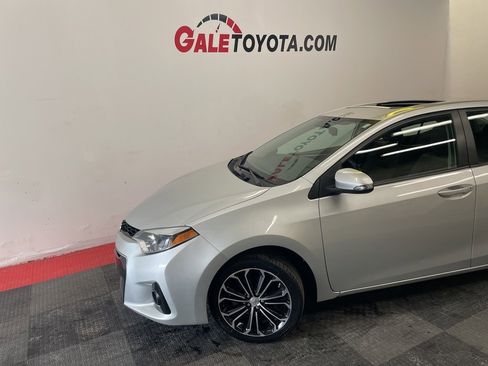 Used 2014 Toyota Corolla S image 3