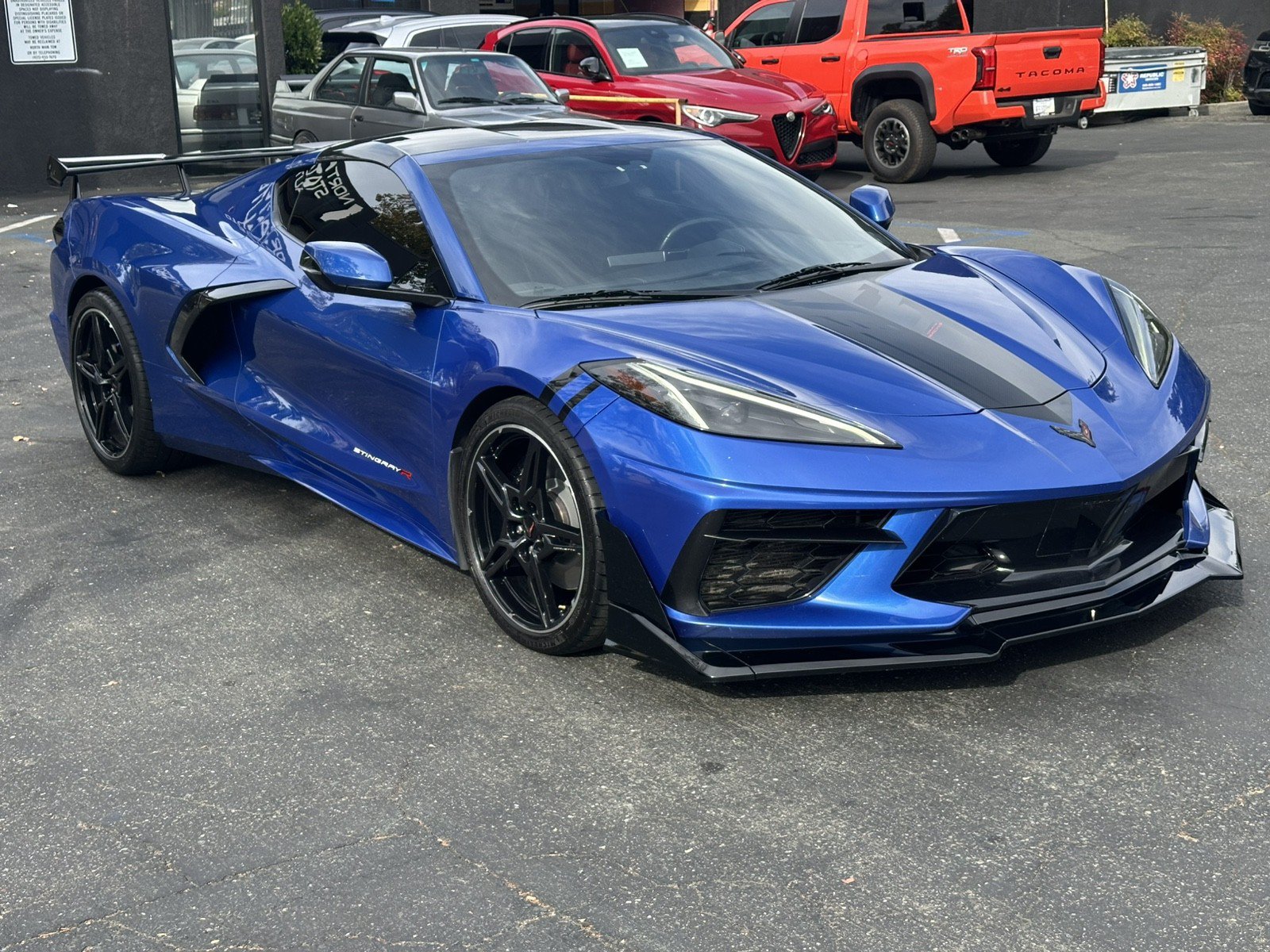 Used 2023 Chevrolet Corvette Stingray Coupe w/ Z51 Performance Package RWD image 7