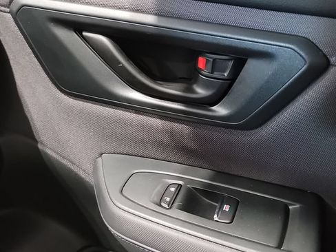 Used 2025 Subaru Forester Premium AWD/4WD image 20