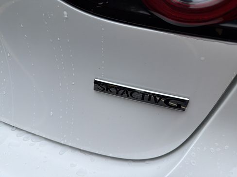 Used 2025 MAZDA MAZDA3 s FWD image 8