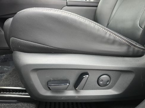 Certified 2024 Nissan Rogue SL image 29