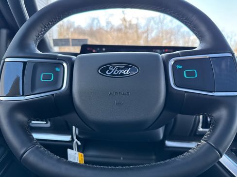 New 2026 Ford Expedition Platinum w/ Stealth Appearance Package image 21