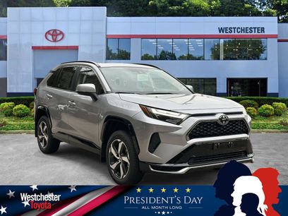 New 2025 Toyota RAV4 SE