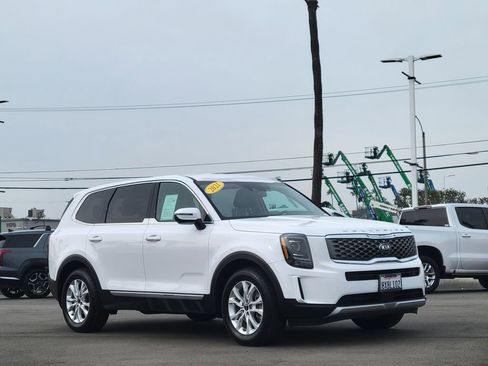 Used 2021 Kia Telluride LX image 32