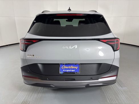 New 2026 Kia Sportage EX FWD image 7