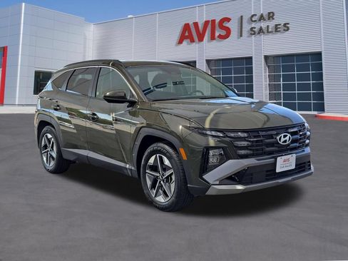 Used 2025 Hyundai Tucson SEL FWD image 3