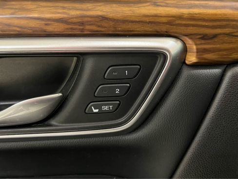 Used 2019 Honda CR-V EX-L image 14