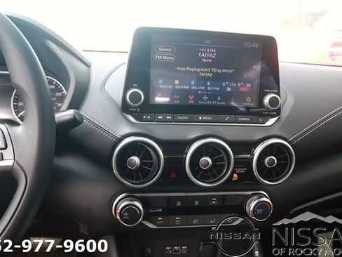 Used 2025 Nissan Sentra SV image 16