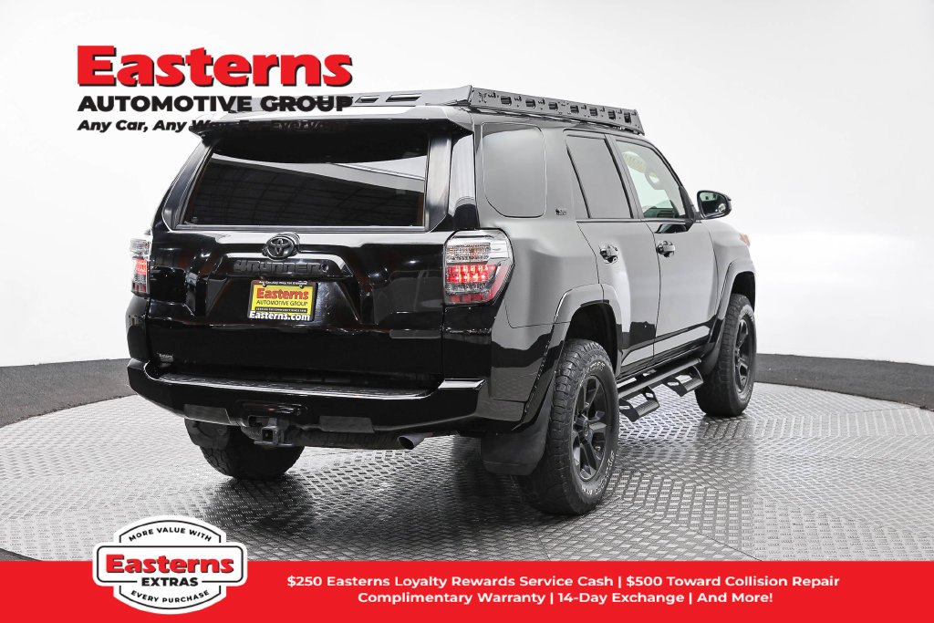Used 2014 Toyota 4Runner SR5 AWD/4WD image 6