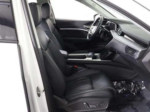 Used 2024 Audi Q8 e-tron Prestige w/ Prestige Package AWD/4WD image 38