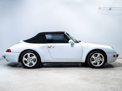 Used 1997 Porsche 911 image 8