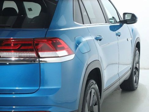 Used 2024 Volkswagen Atlas Cross Sport SE w/ Black Wheel Package FWD image 44
