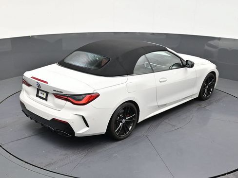 Used 2023 BMW M440i Convertible w/ Premium Package RWD image 16