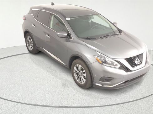 Used 2018 Nissan Murano S image 7