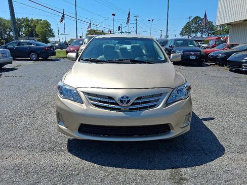 Used 2013 Toyota Corolla LE image 5