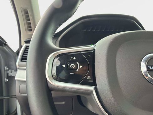 Certified 2025 Volvo XC90 B5 Core AWD/4WD image 27
