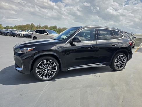 New 2026 BMW X1 xDrive28i w/ Convenience Package AWD/4WD image 4