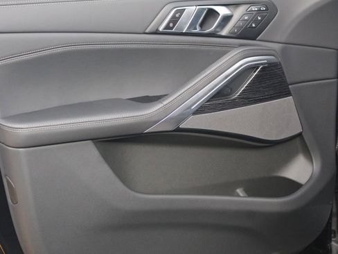 New 2026 BMW X6 xDrive40i w/ Executive Package image 20