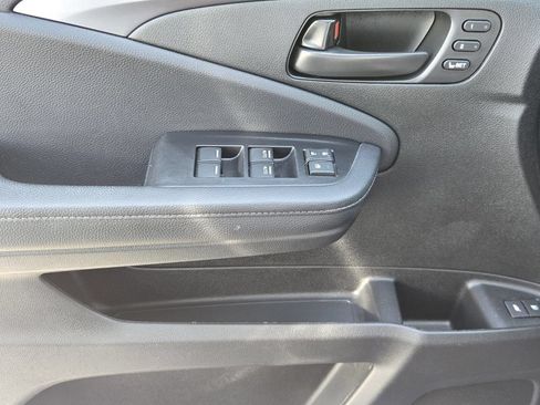 Used 2024 Honda Passport EX-L image 27