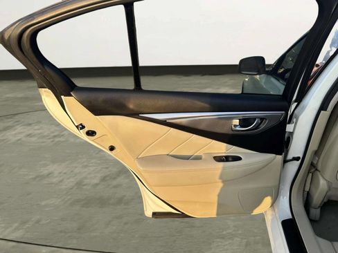 Used 2015 INFINITI Q50 Premium w/ Navigation Package image 12