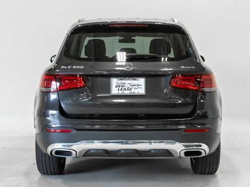 Used 2021 Mercedes-Benz GLC 300 4MATIC w/ Premium Package image 31