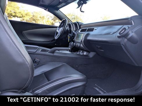 Used 2015 Chevrolet Camaro SS image 16