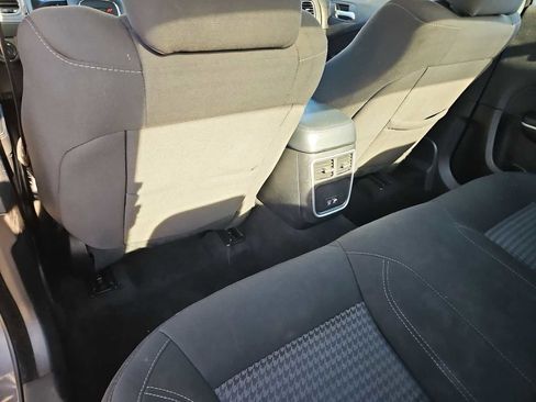Used 2023 Dodge Charger SXT image 34